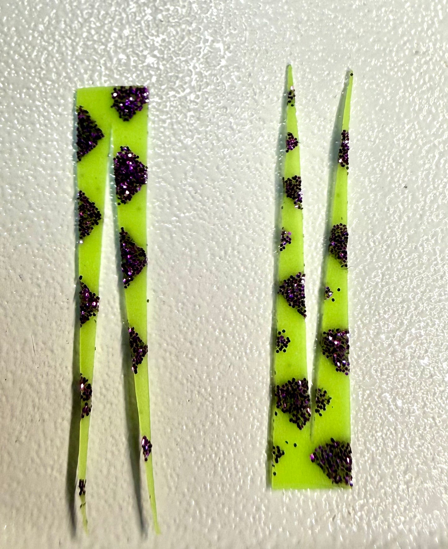 Mini Split Tail 25/Pack