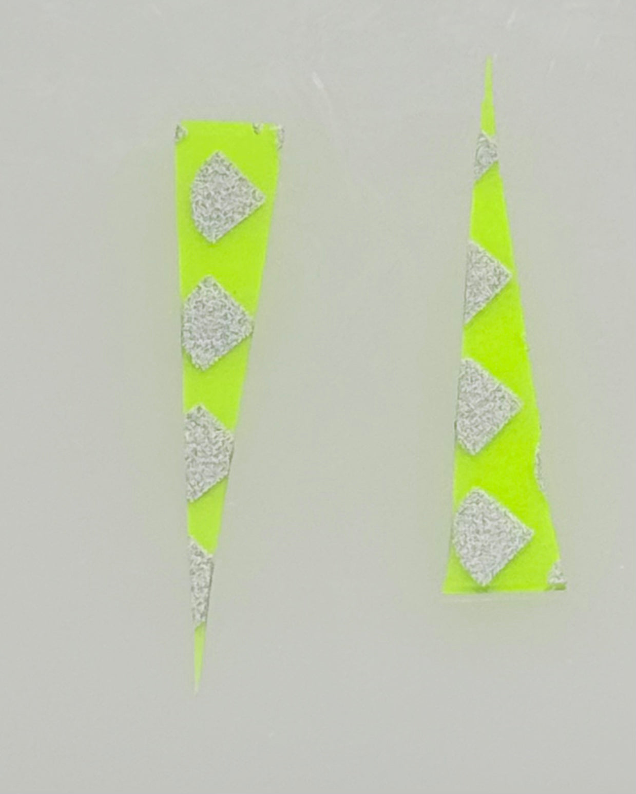 Mini Wedge Tail 25/pack