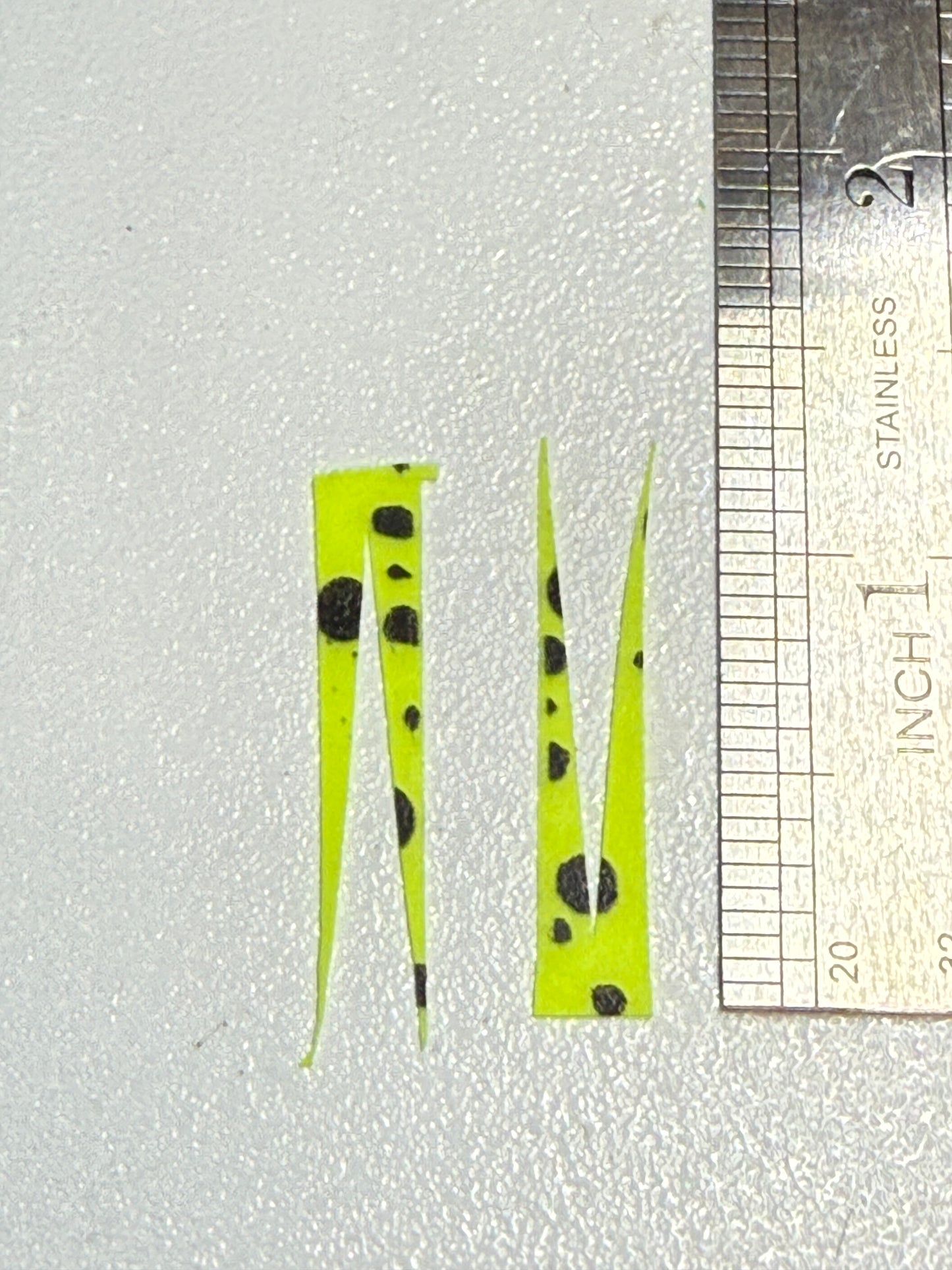 Mini Split Tail 25/Pack