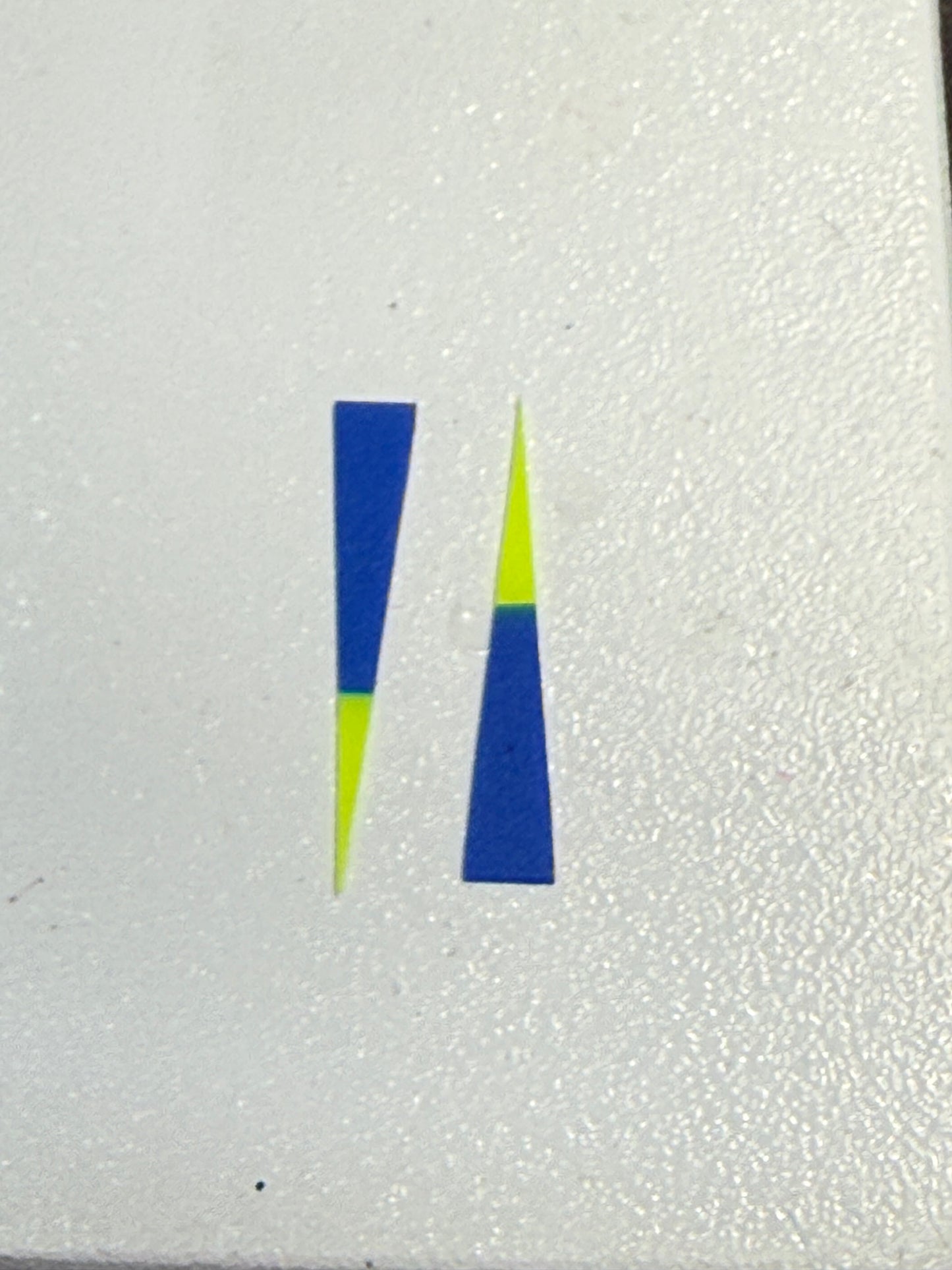 Mini Wedge Tail 25/pack
