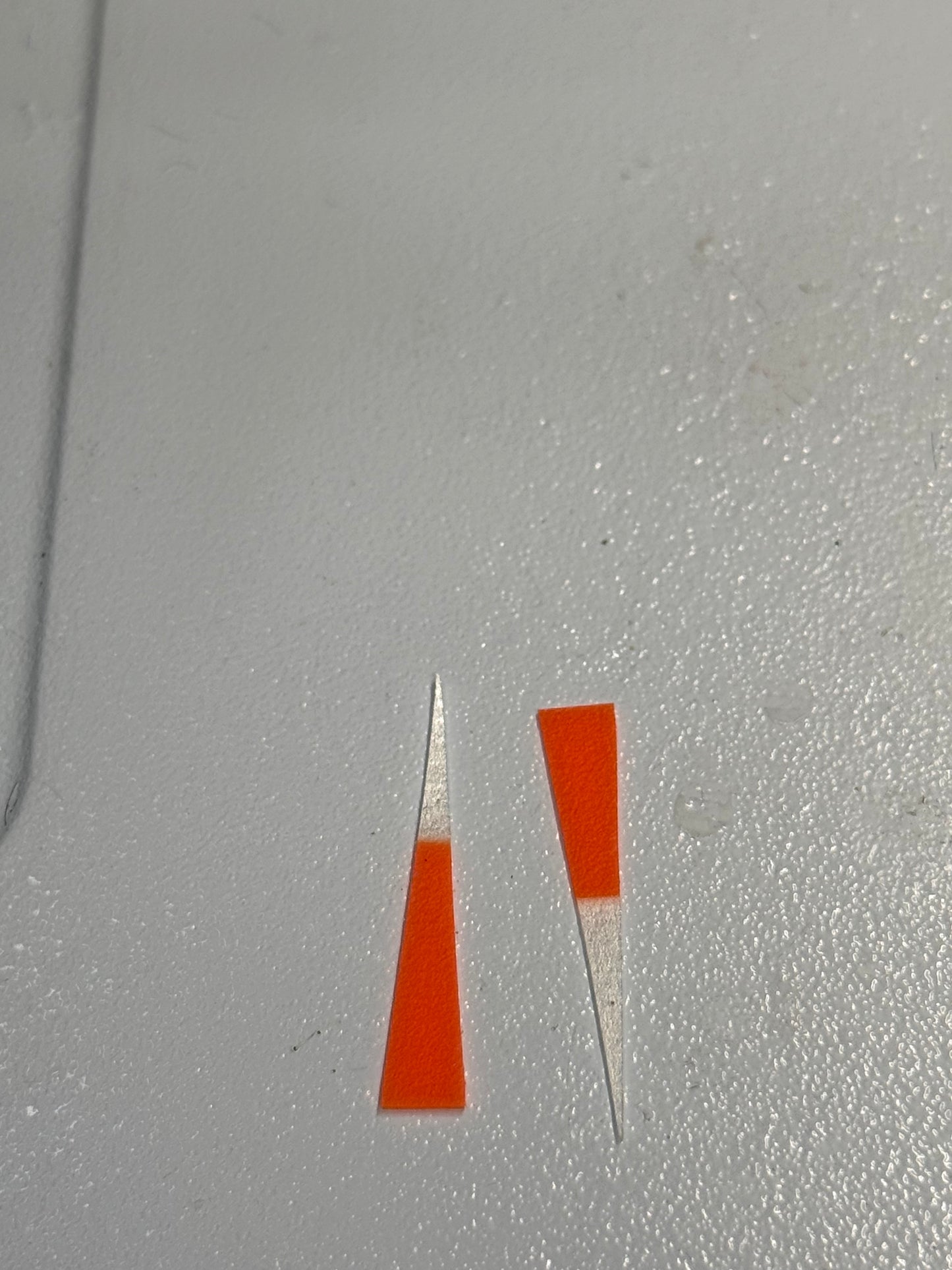 Mini Wedge Tail 25/pack