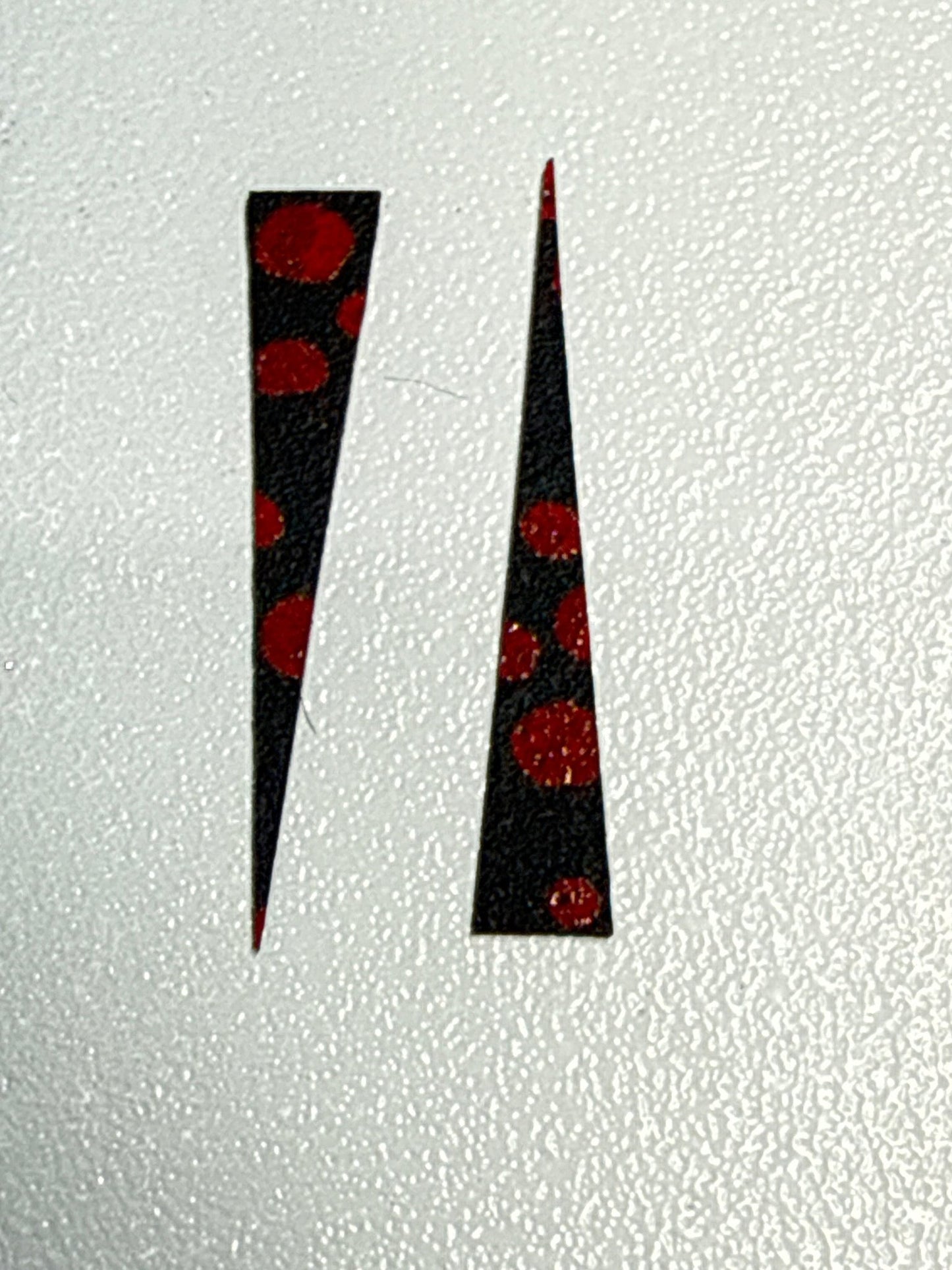 Mini Wedge Tail 25/pack - Crappie Carnivore